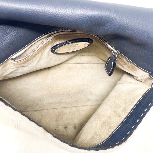 Fendi Black and Cream Shoulder Bag RARE mama baguette - Picture 12 of 15